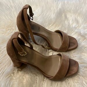 Naturalizer Joy Pumps